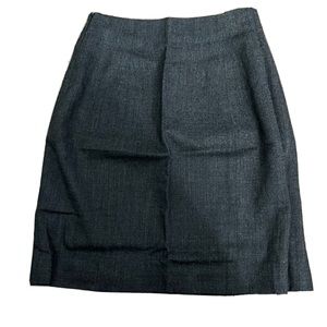 Women’s Petite Sophisticate Gray Skirt Size 4